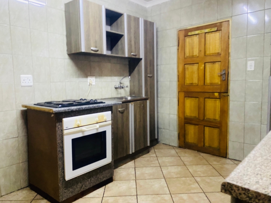 3 Bedroom Property for Sale in Roodia Free State